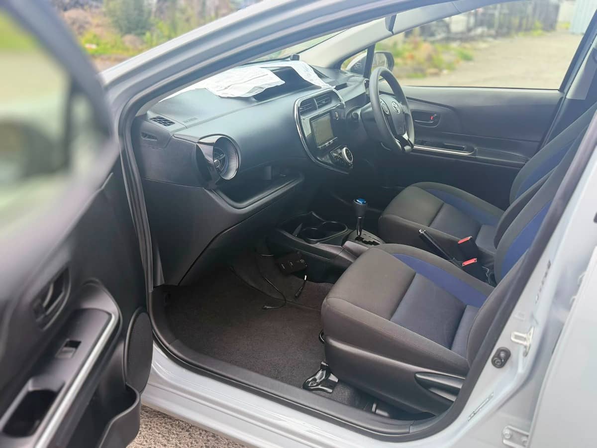 2021 Toyota Aqua photo 11