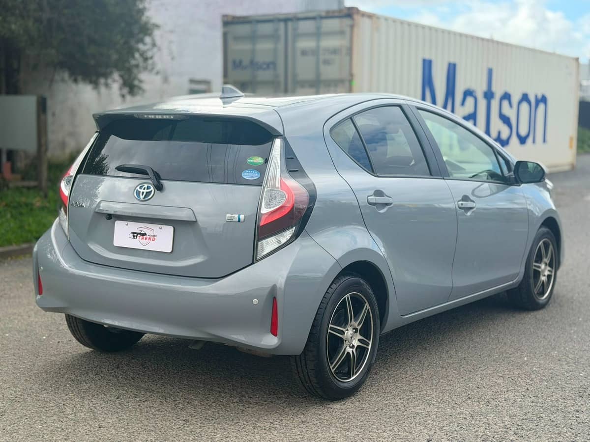 2021 Toyota Aqua photo 4