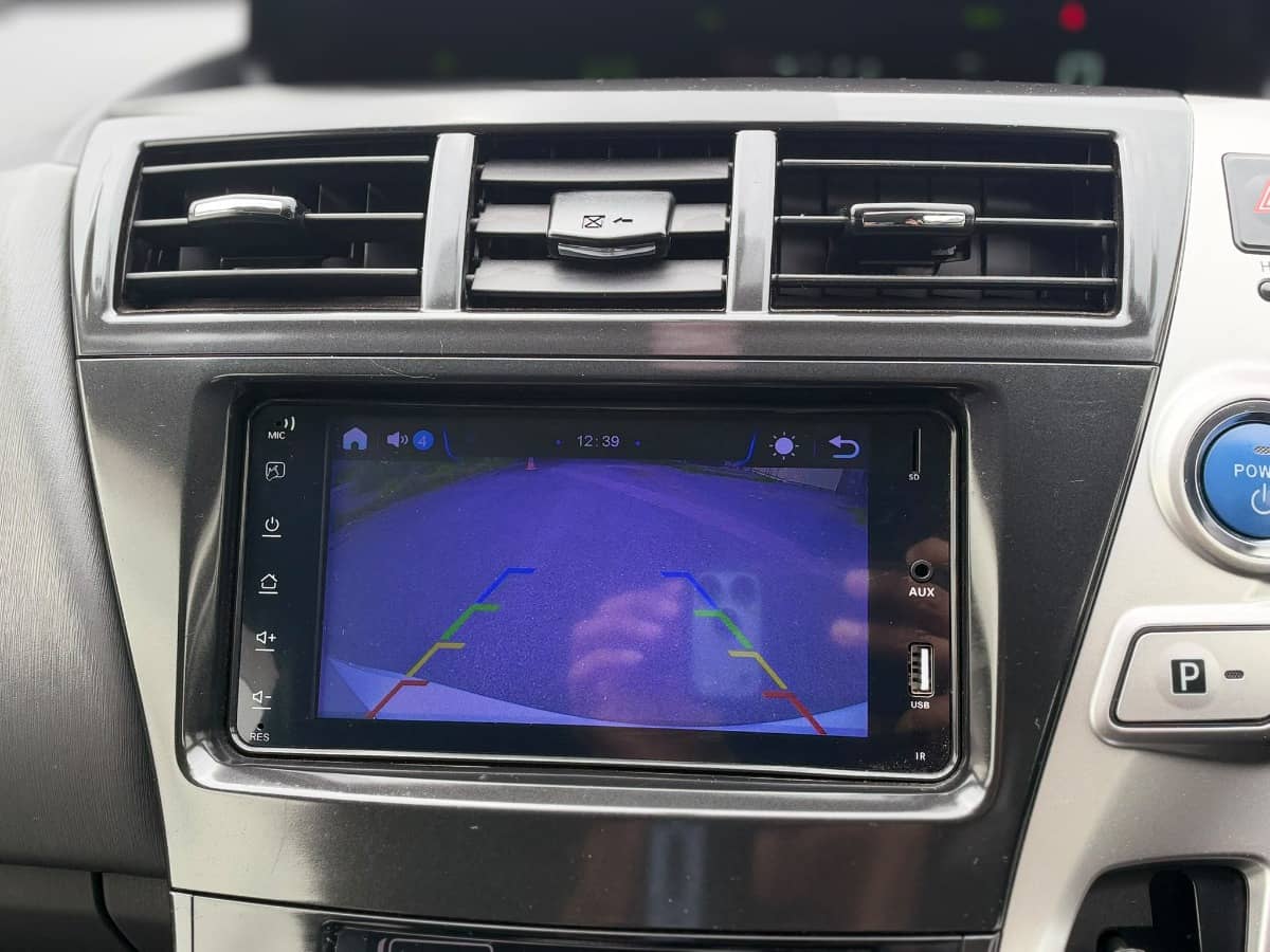 2014 Toyota Prius photo 13