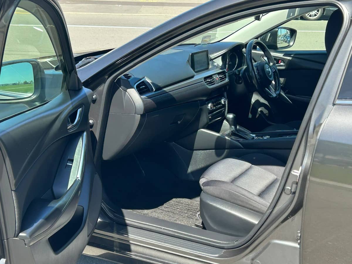 2018 Mazda Atenza photo 10