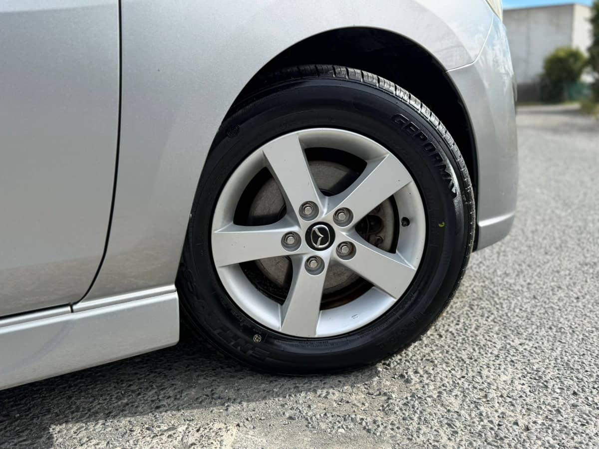 2013 Mazda Premacy photo 17