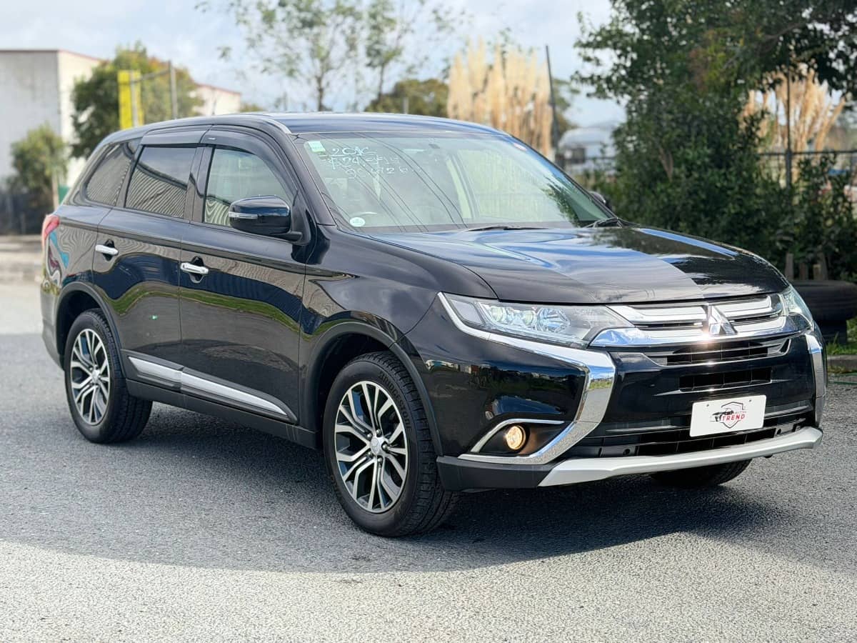 2016 Mitsubishi Outlander photo 4