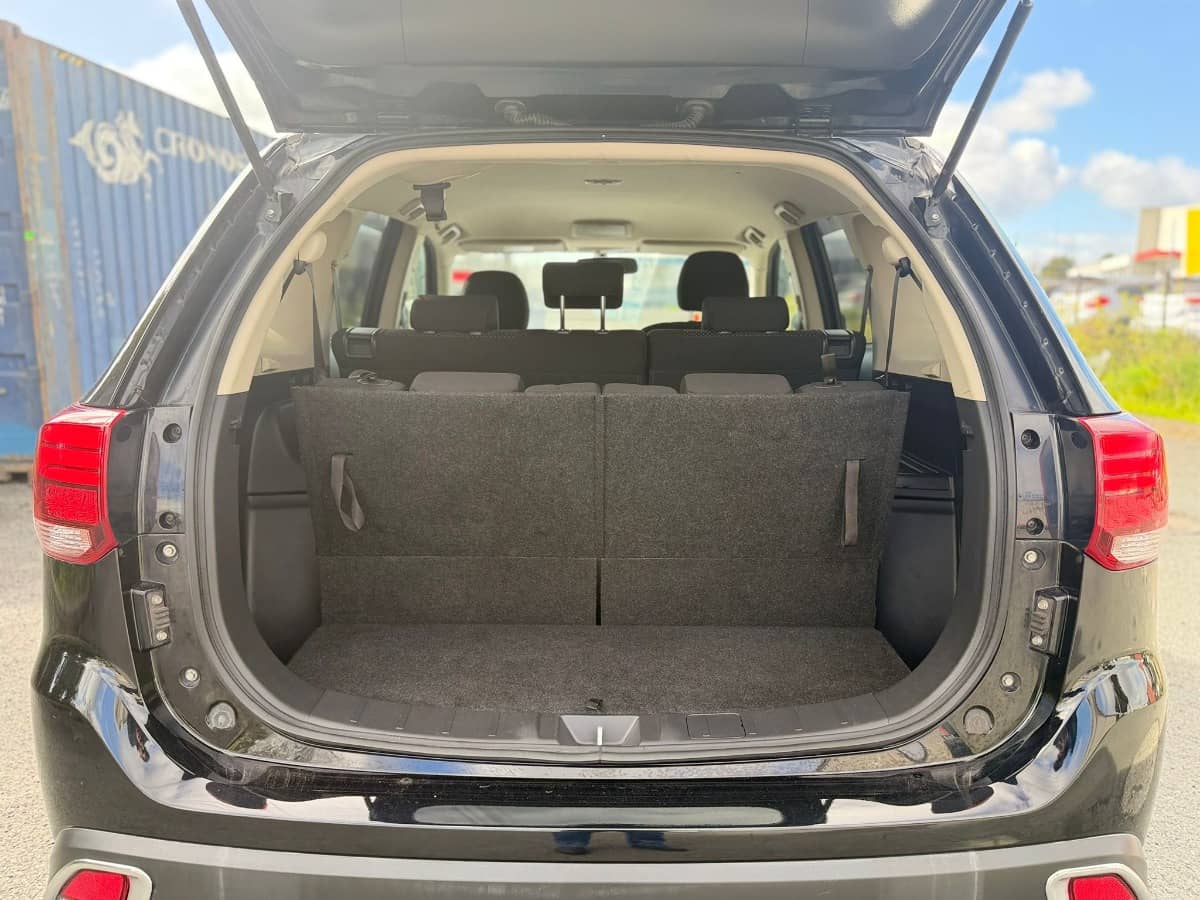 2016 Mitsubishi Outlander photo 7