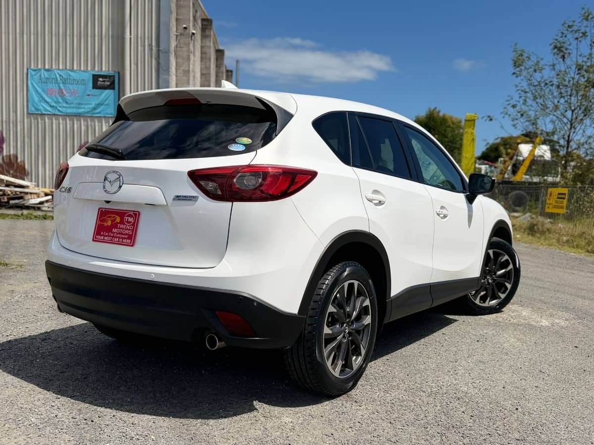 2015 Mazda CX-5 photo 2
