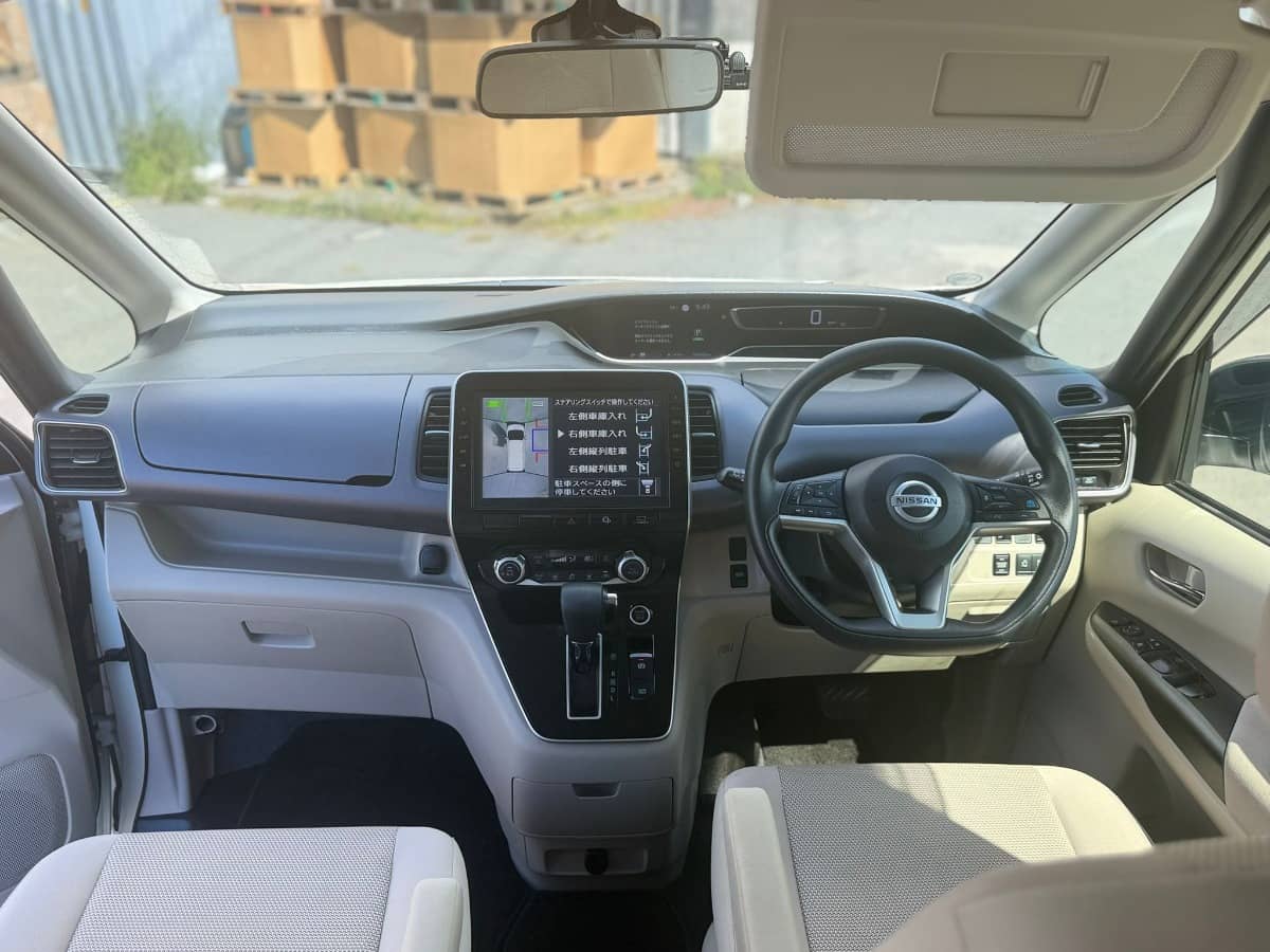 2020 Nissan Serena photo 10
