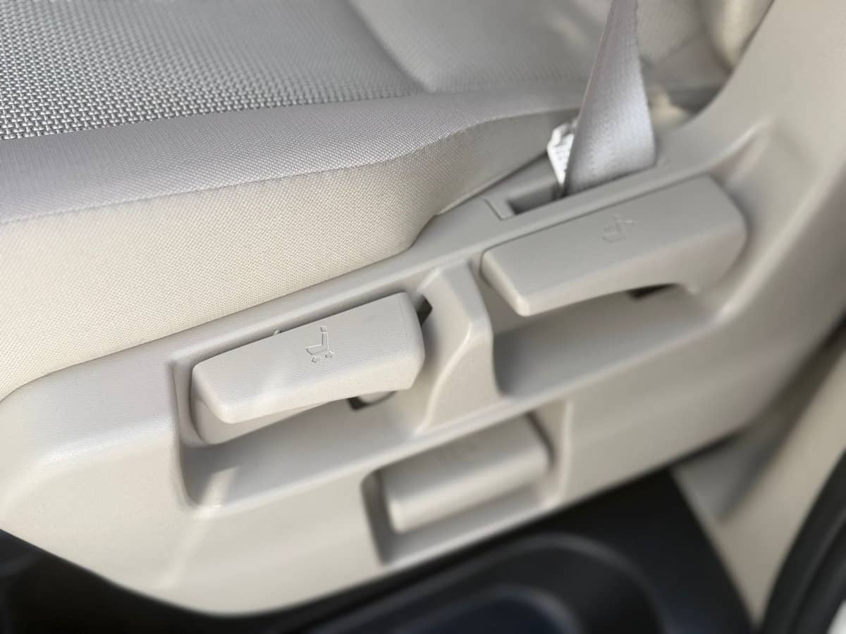 2020 Nissan Serena photo 17
