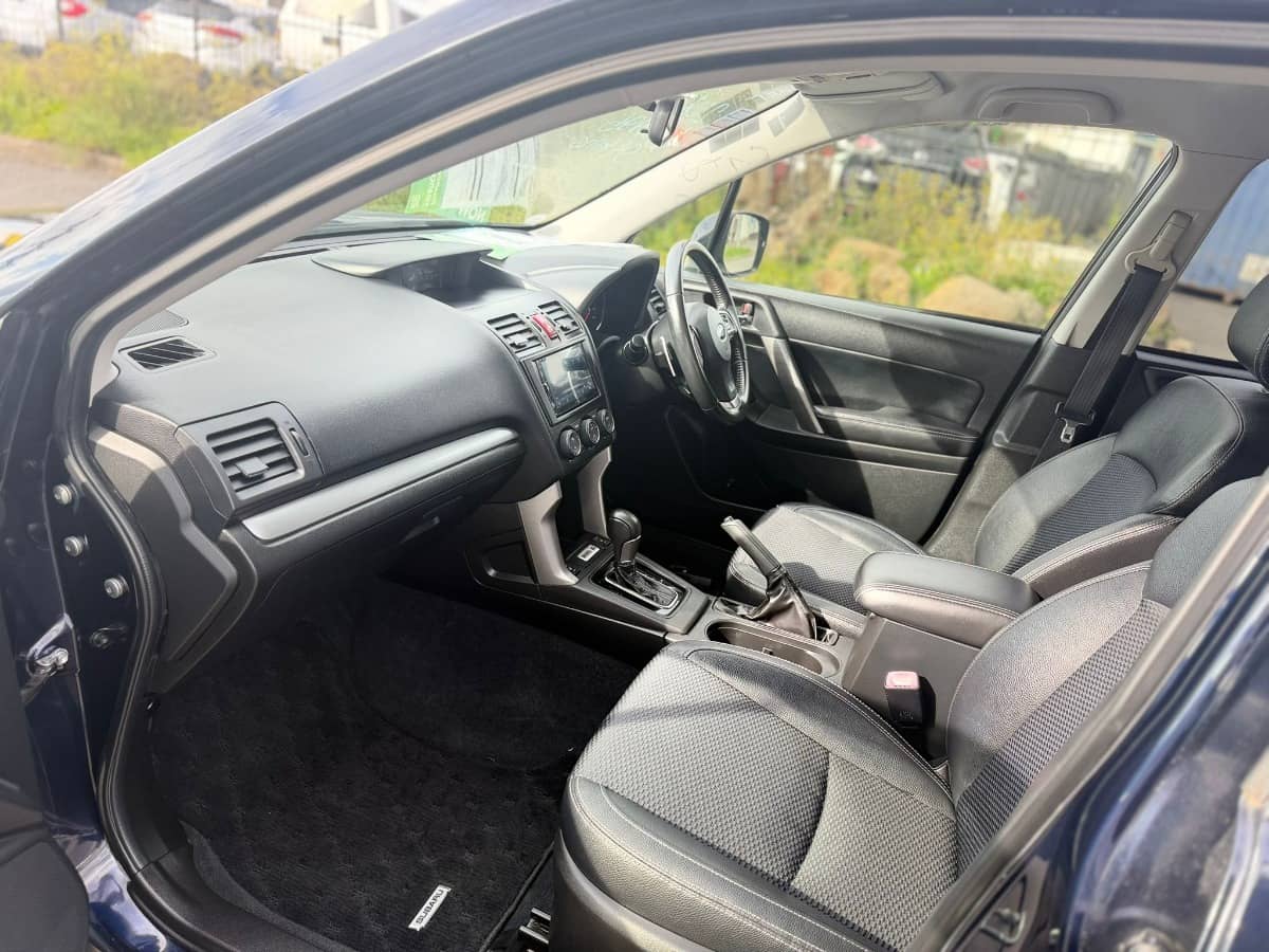 2013 Subaru Forester photo 10