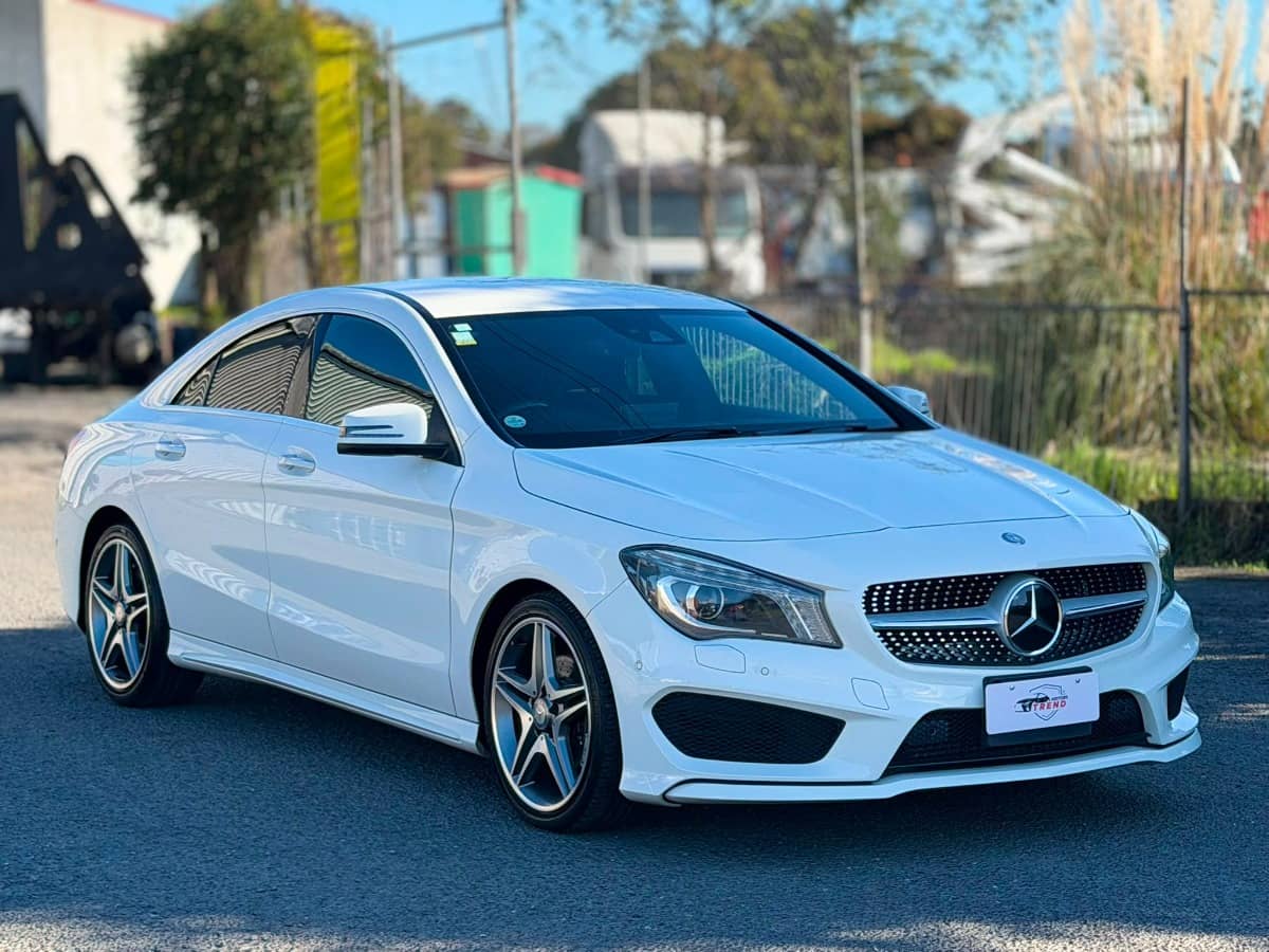 2015 Mercedes-Benz CLA 180 photo 5