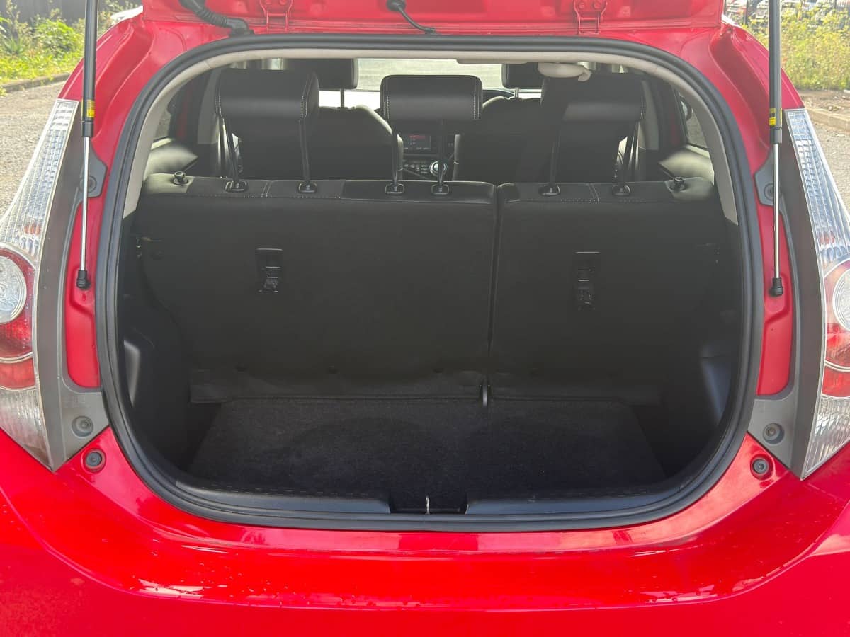 2014 Toyota Aqua photo 9