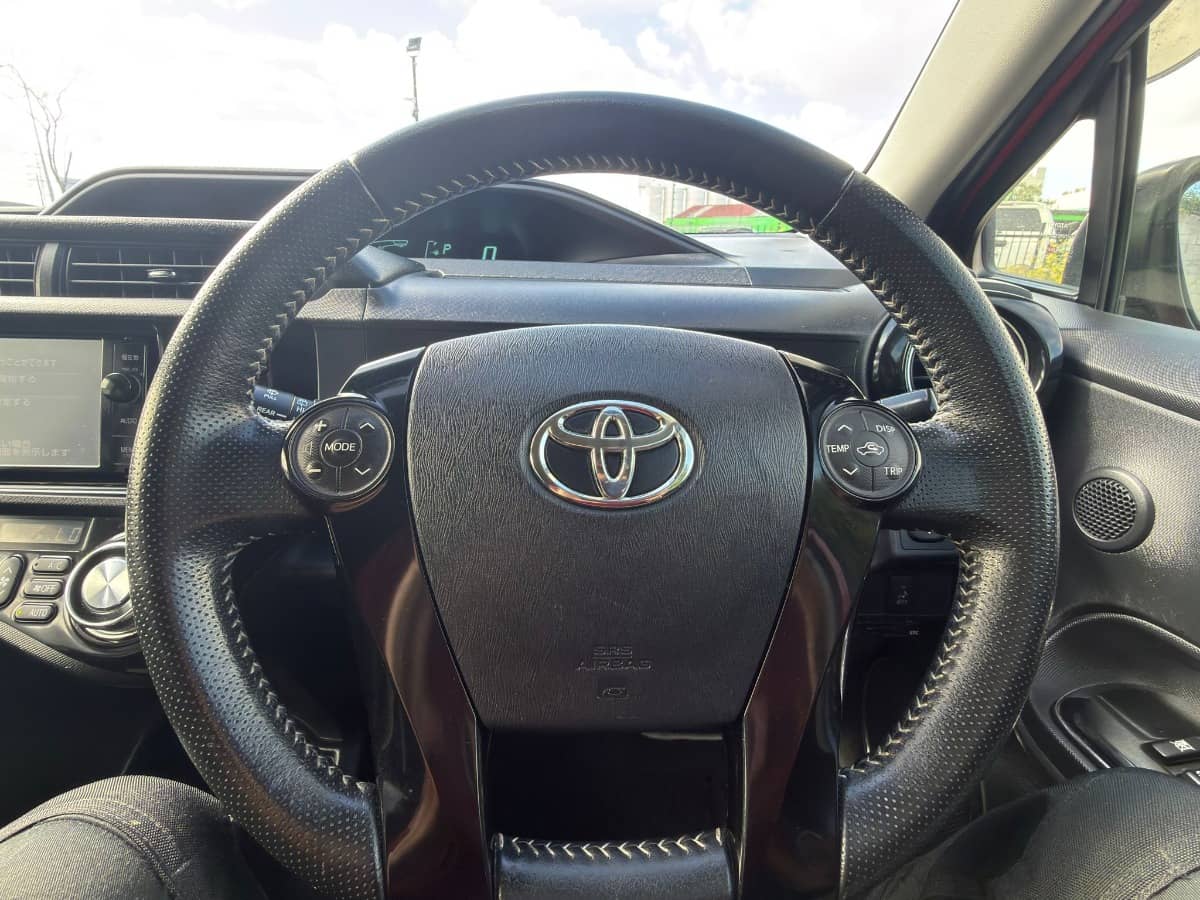 2014 Toyota Aqua photo 10