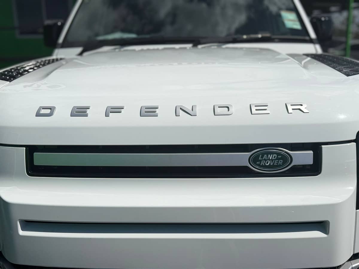 2024 Land Rover Defender photo 20