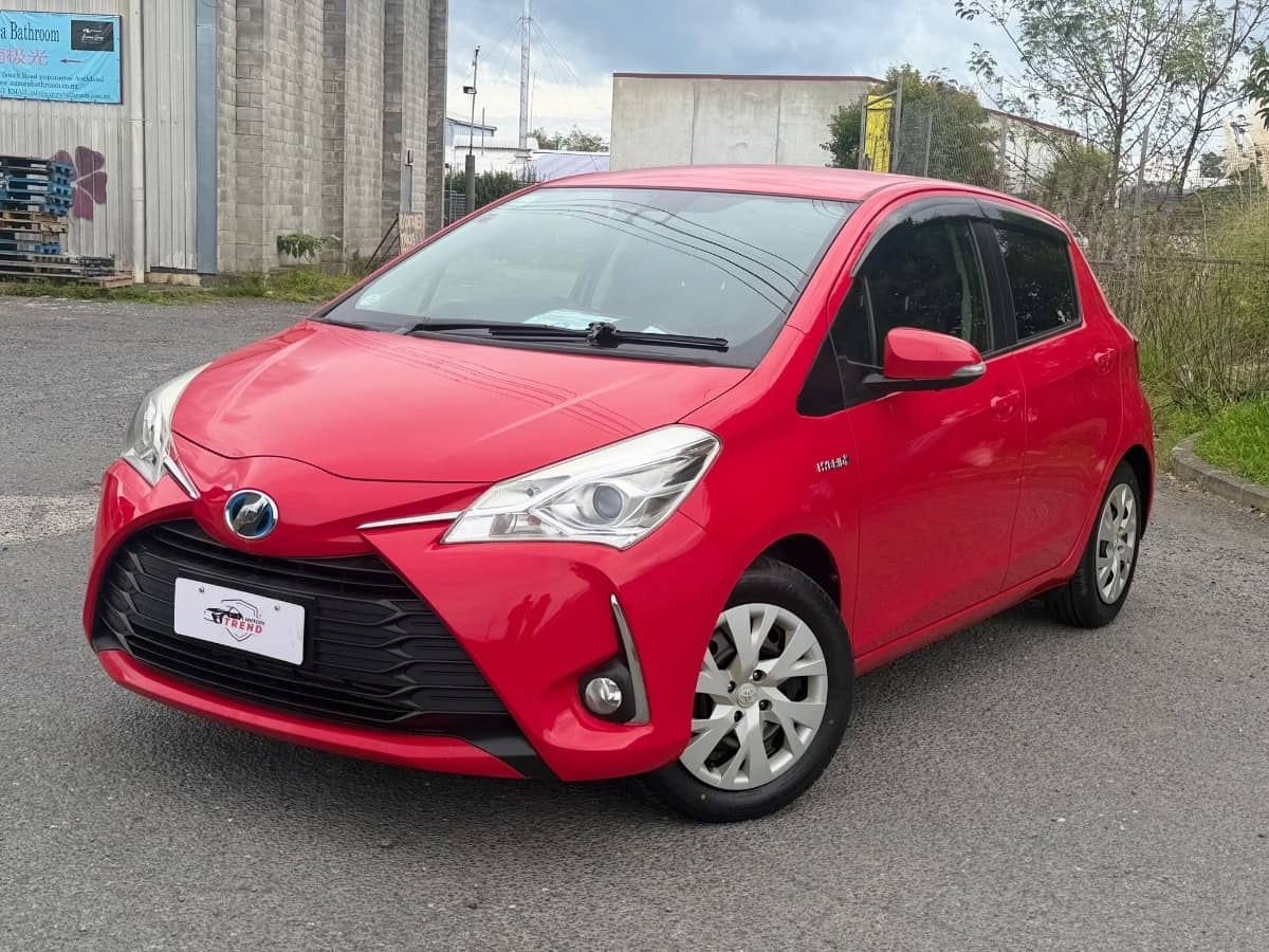 2017 Toyota Vitz