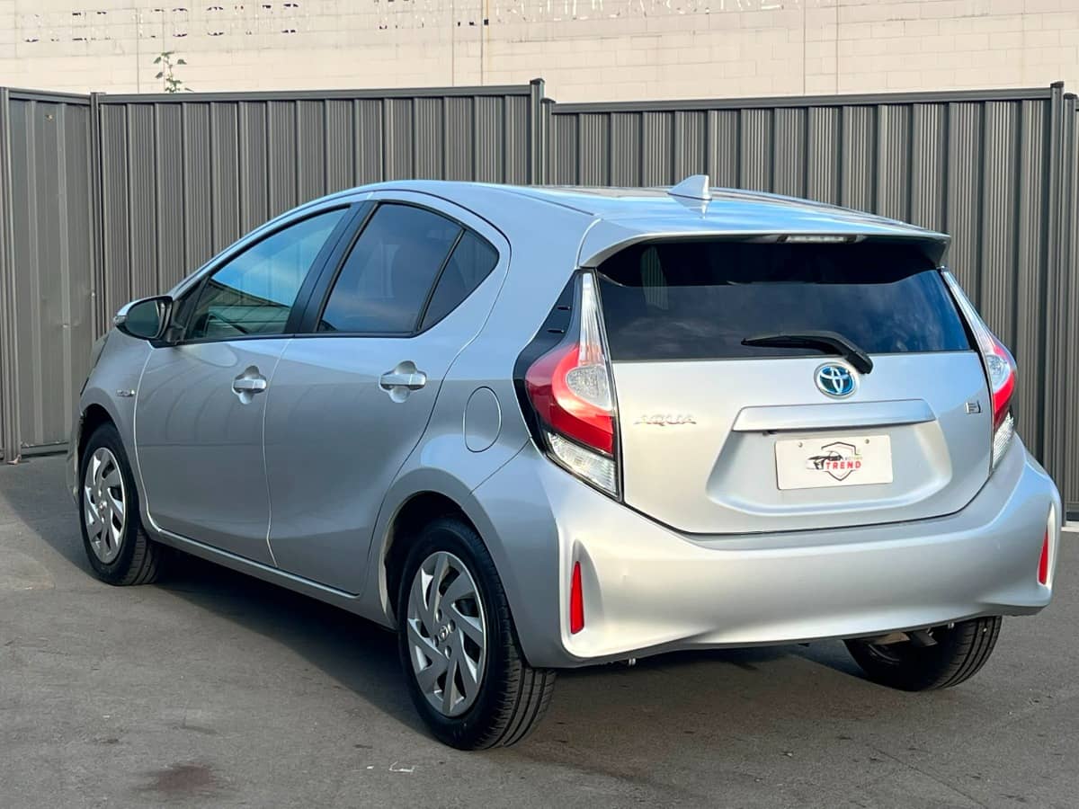 2017 Toyota Aqua photo 5