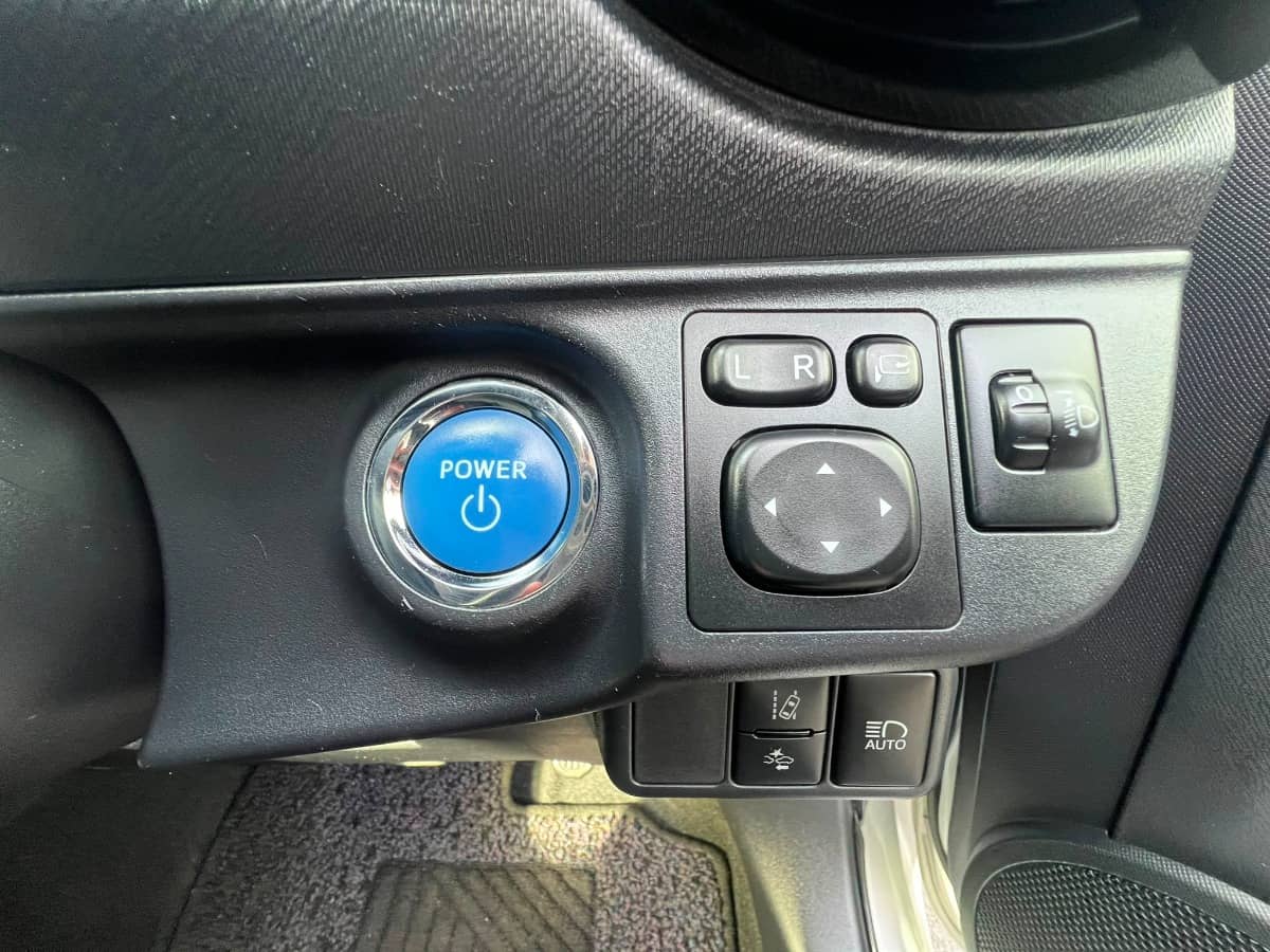 2017 Toyota Aqua photo 18
