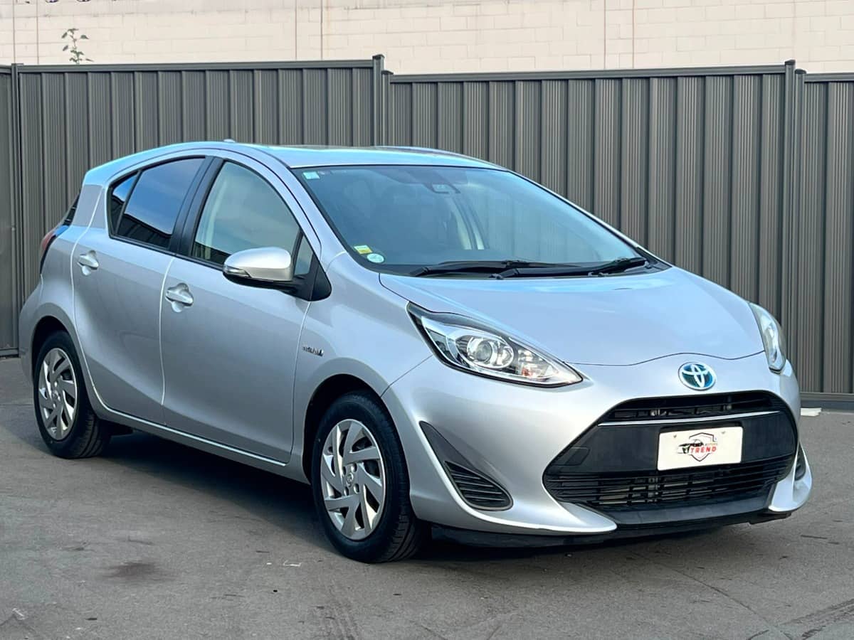 2017 Toyota Aqua photo 3