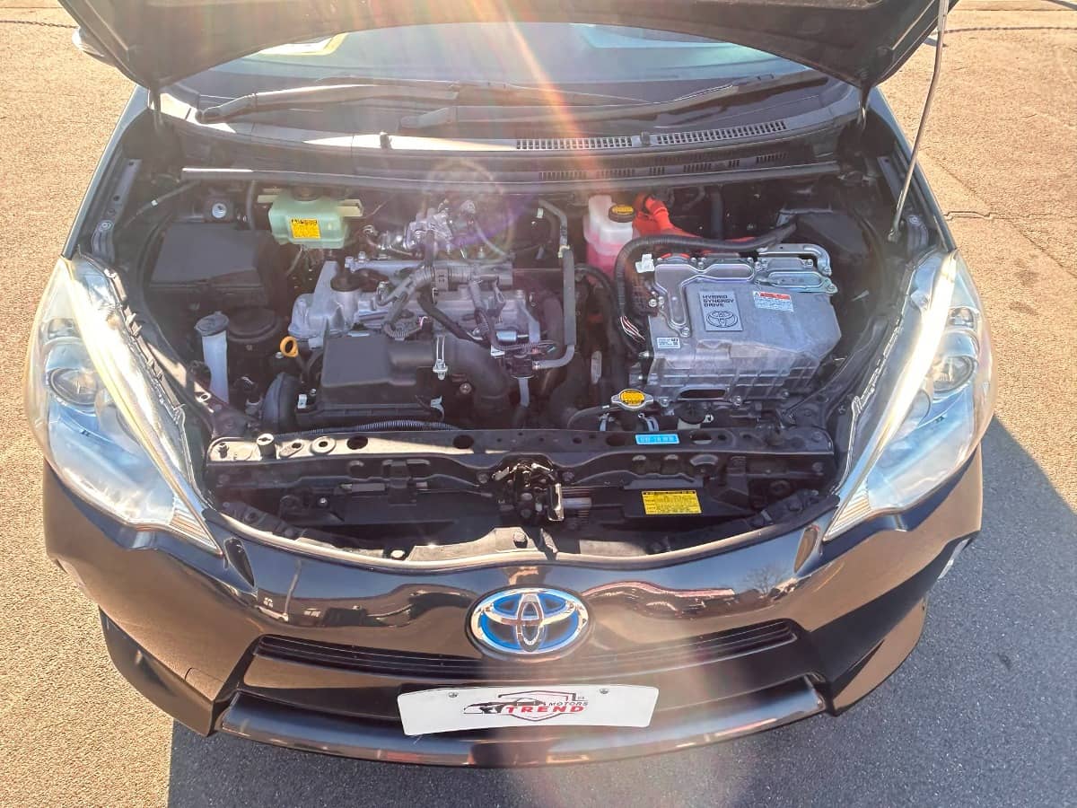 2015 Toyota Aqua photo 17