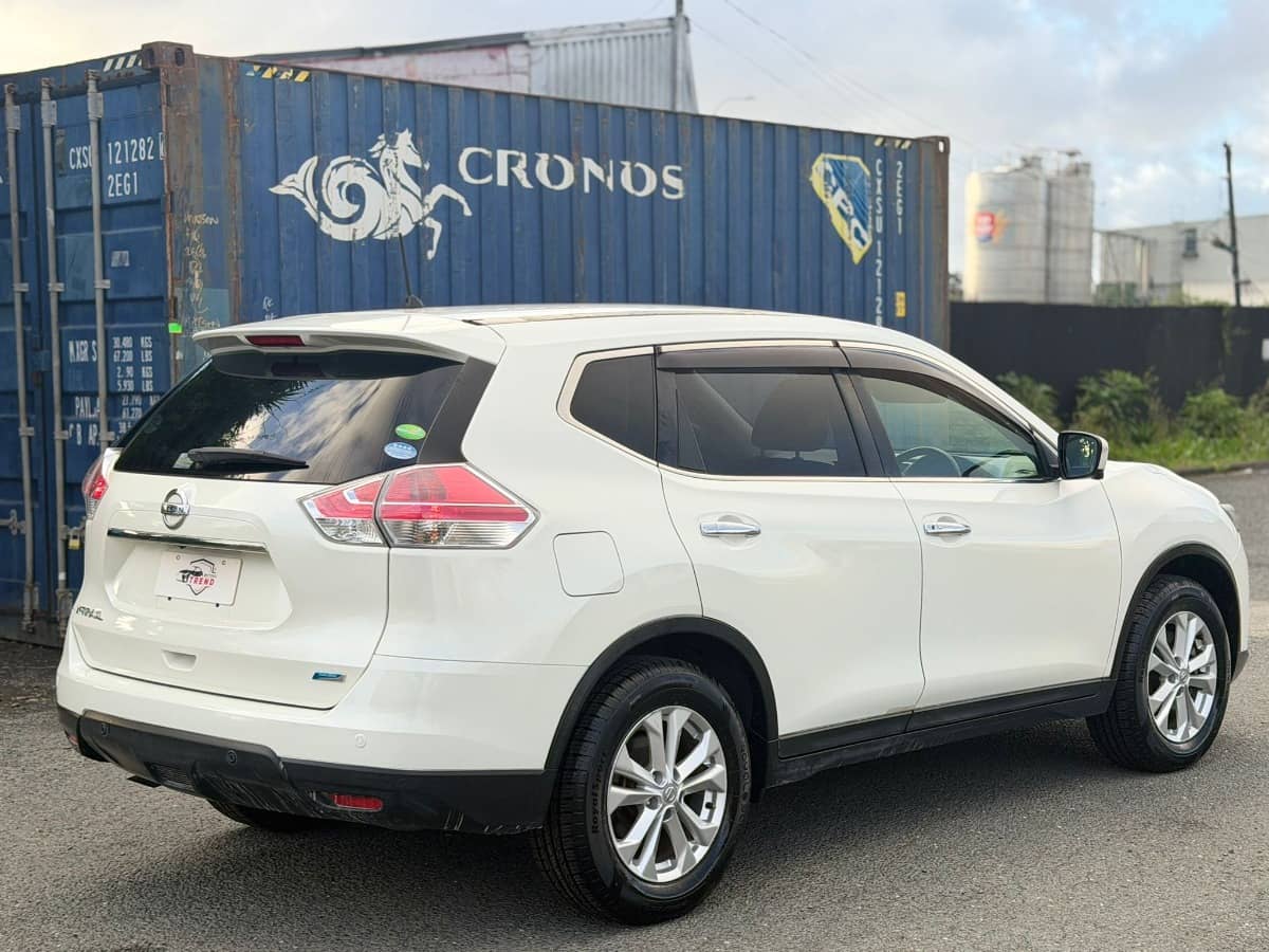 2015 Nissan X-Trail photo 6