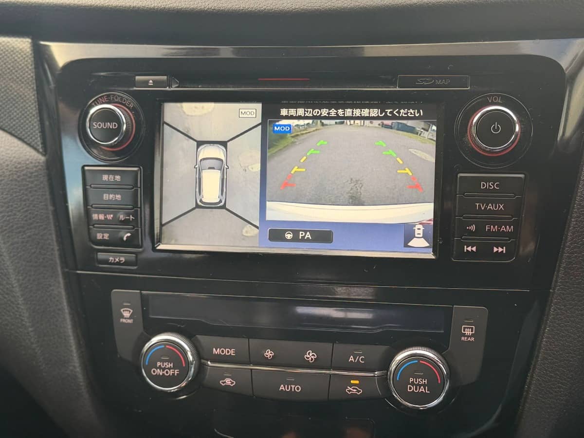 2015 Nissan X-Trail photo 17