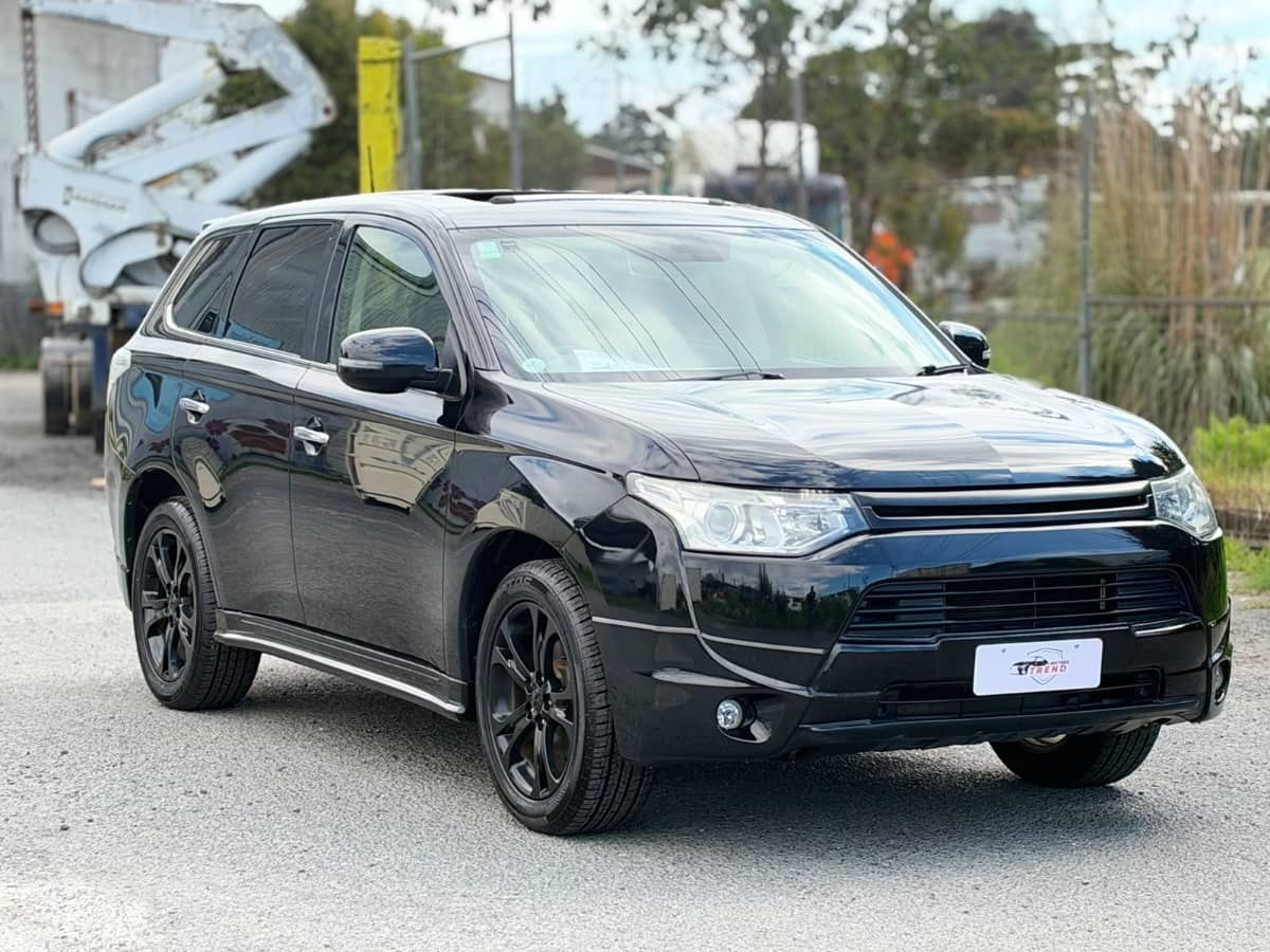 2013 Mitsubishi Outlander photo 4