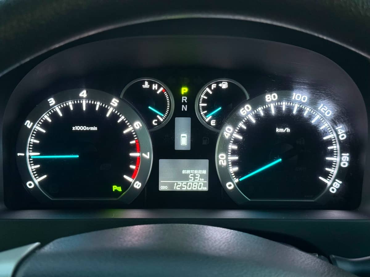 2014 Toyota Vellfire photo 16