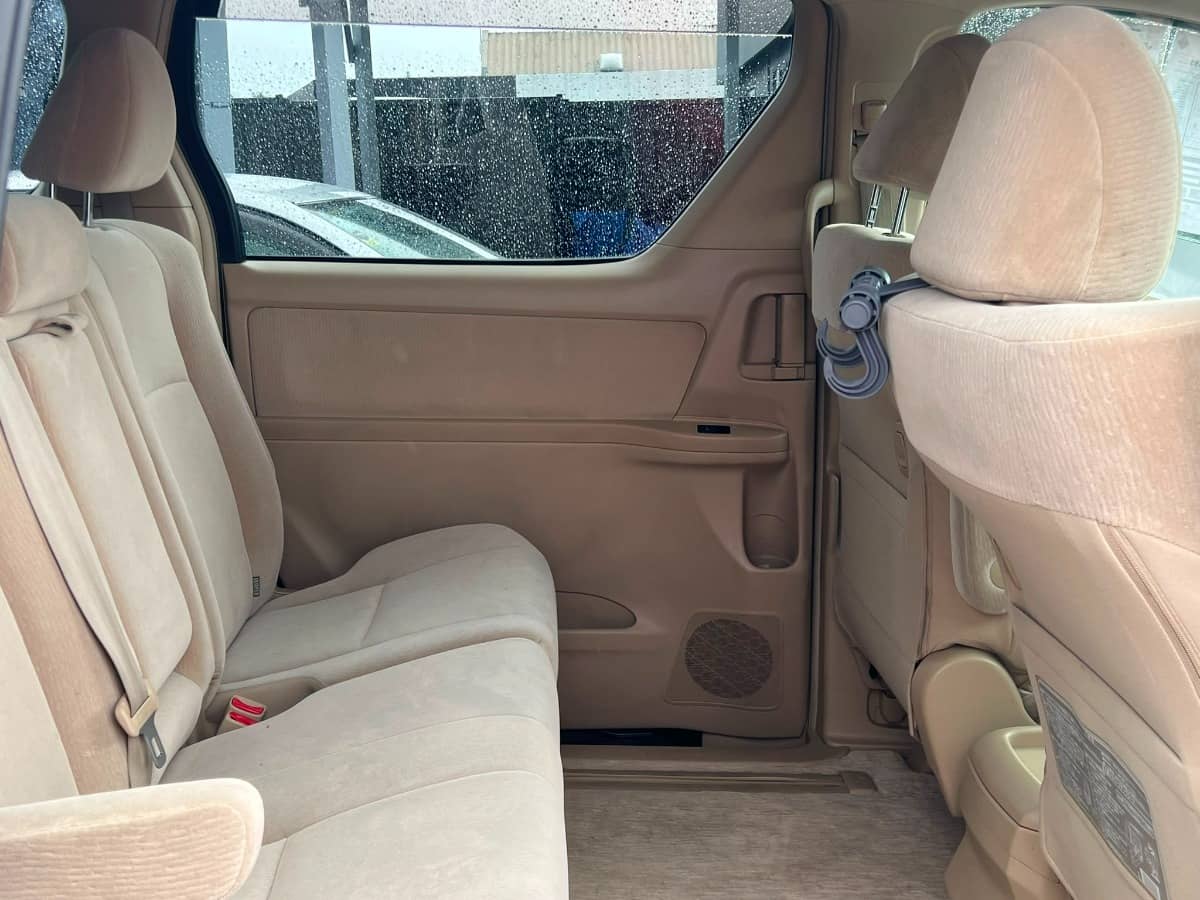 2014 Toyota Vellfire photo 9