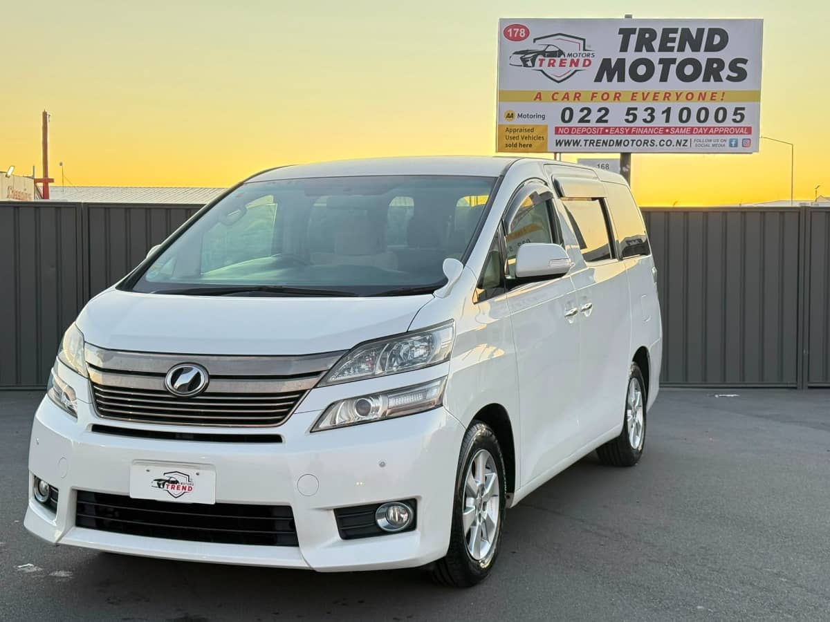 2014 Toyota Vellfire