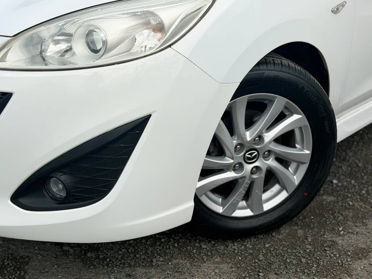2013 Mazda Premacy photo 18