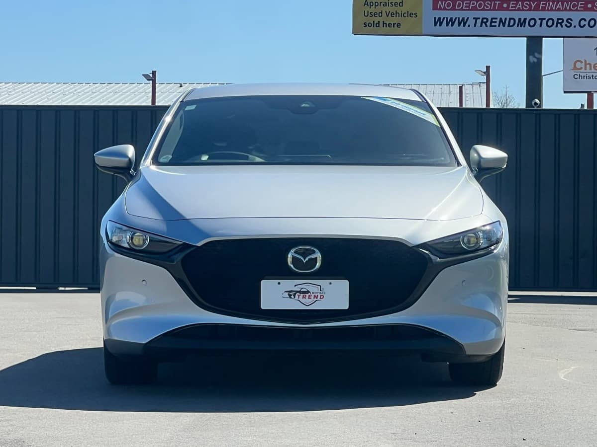 2023 Mazda 3 photo 2