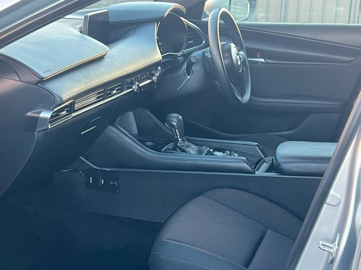 2023 Mazda 3 photo 11