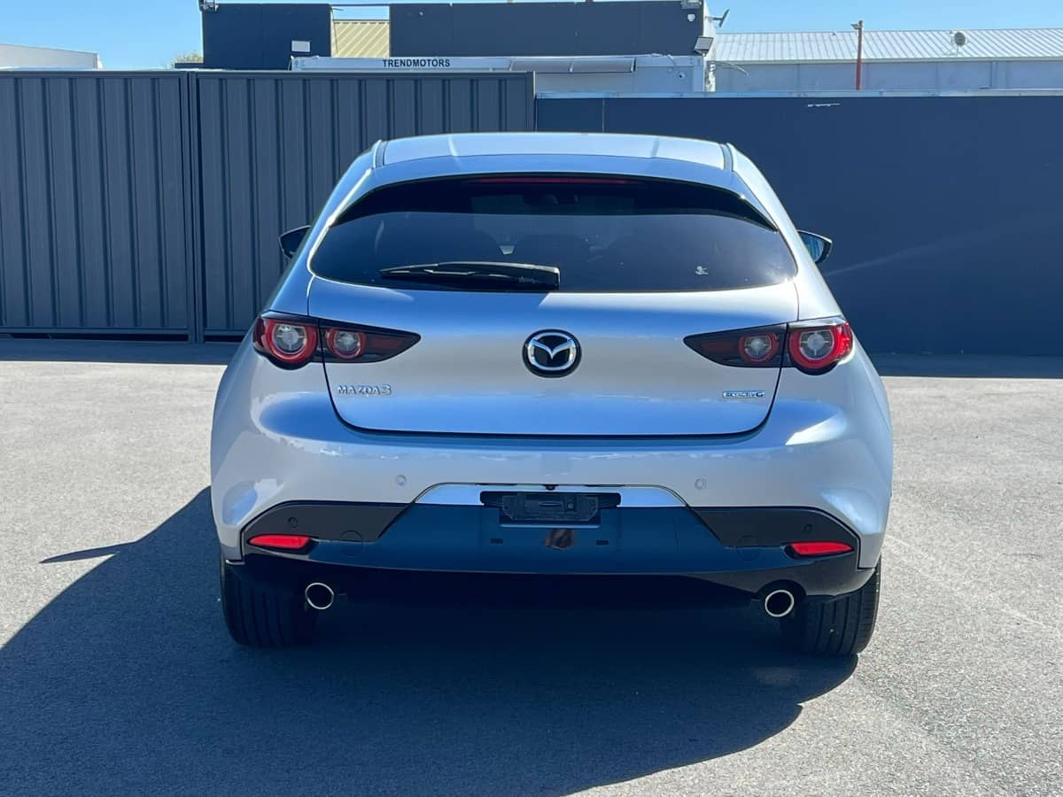 2023 Mazda 3 photo 6