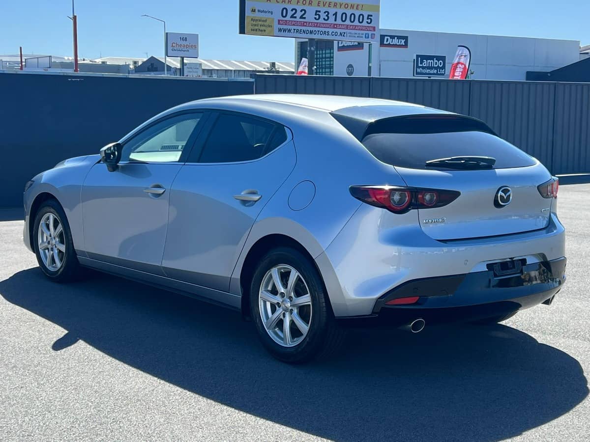 2023 Mazda 3 photo 5