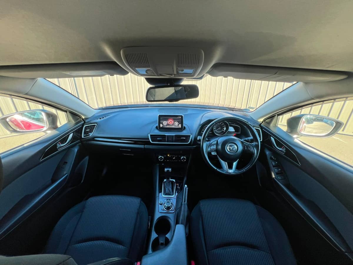 2015 Mazda Axela photo 12