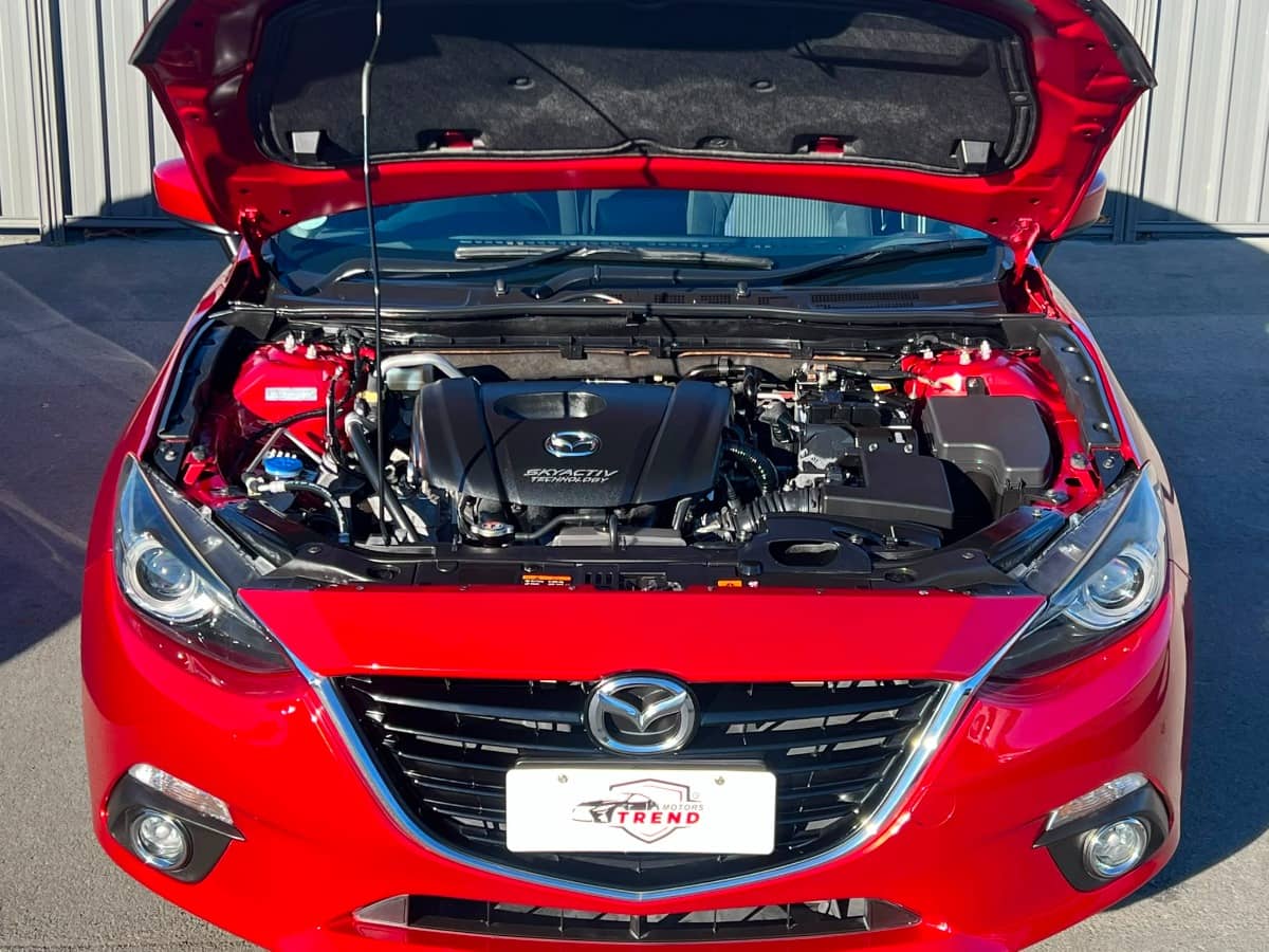 2015 Mazda Axela photo 19