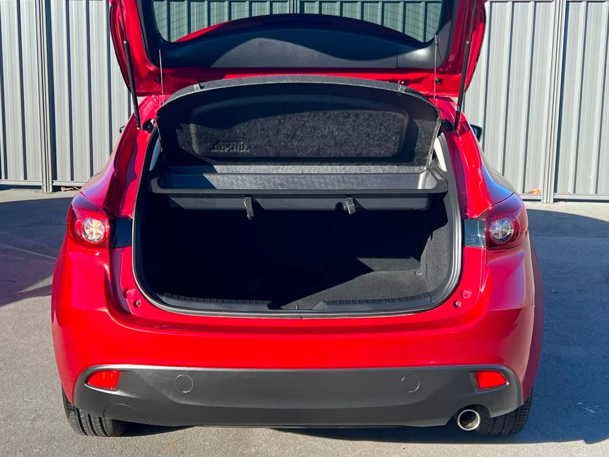 2015 Mazda Axela photo 7