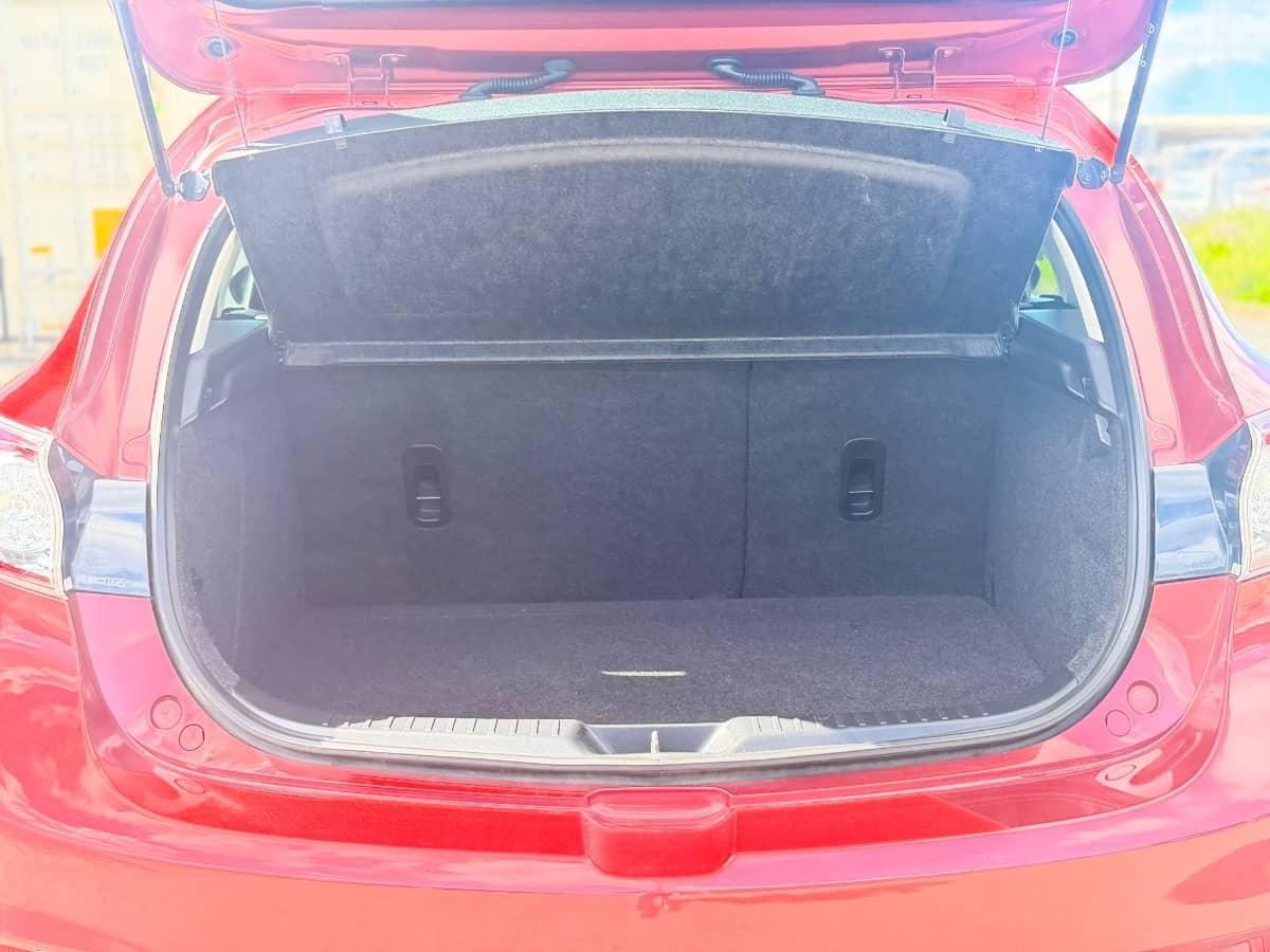 2013 Mazda Axela photo 10