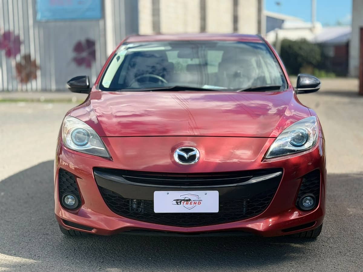 2013 Mazda Axela photo 5