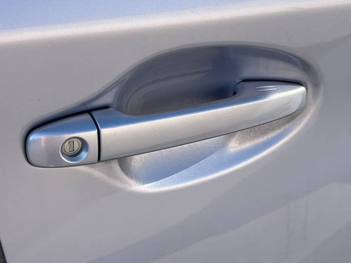 2015 Toyota Prius photo 17