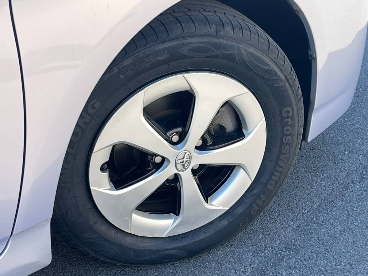 2015 Toyota Prius photo 18
