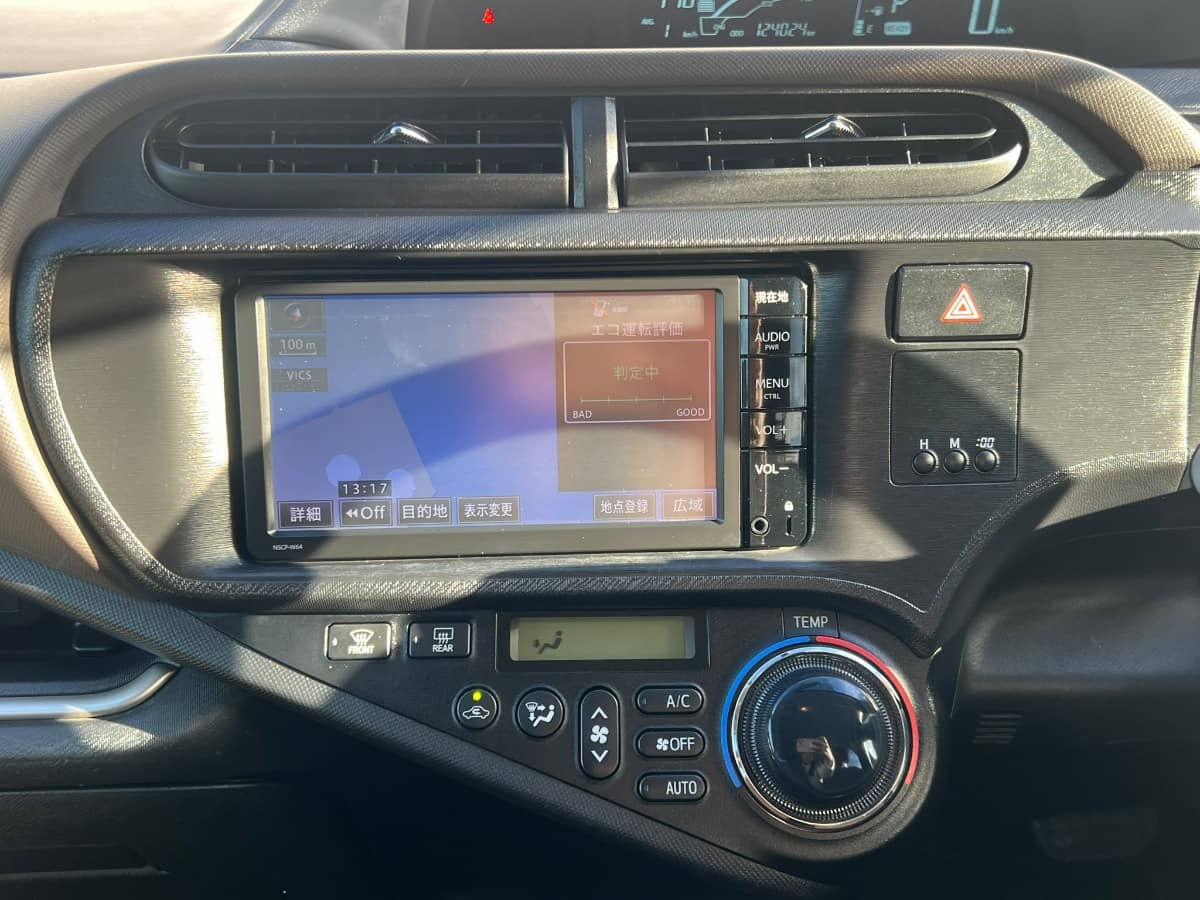 2014 Toyota Aqua photo 14