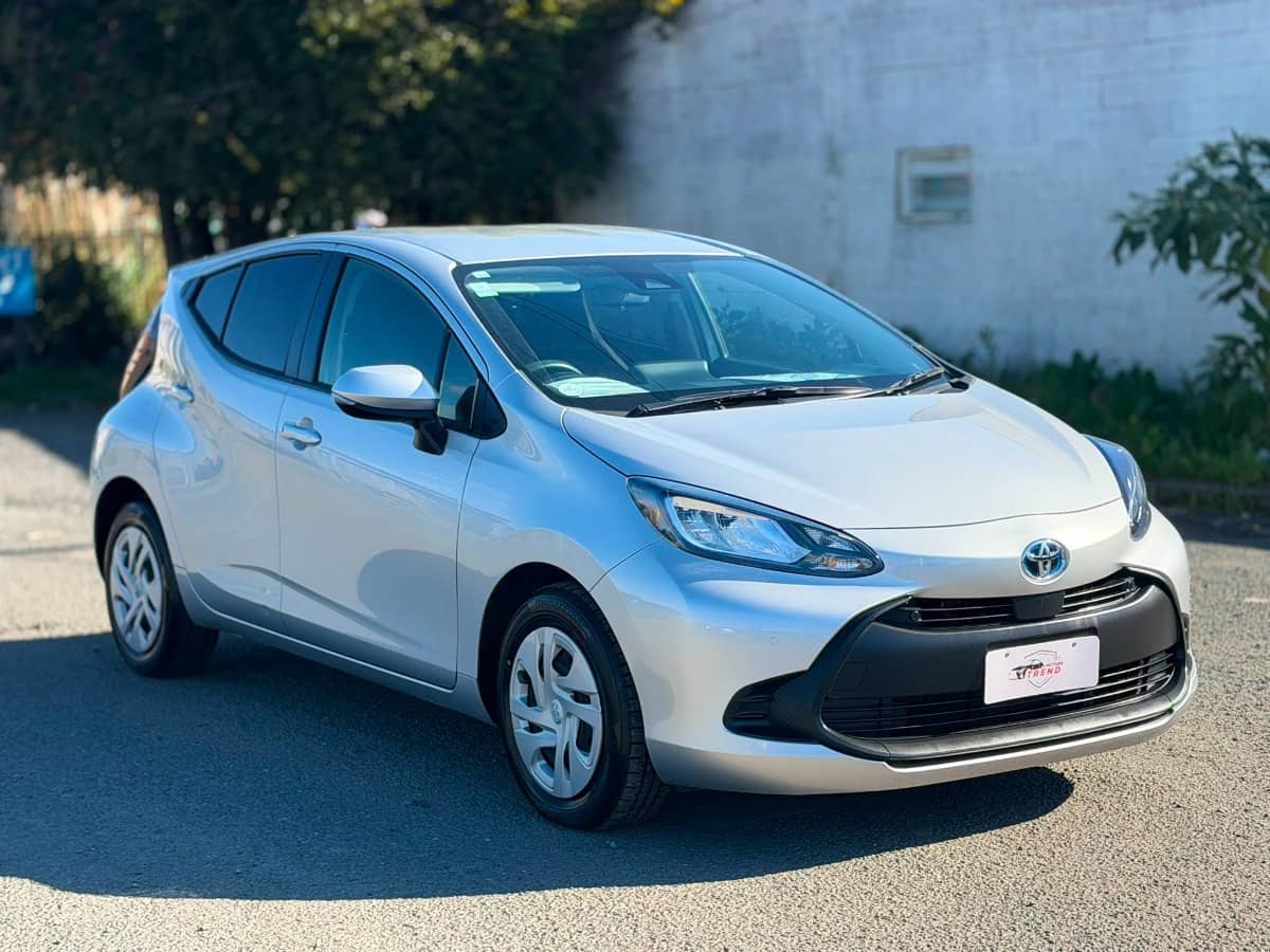 2021 Toyota Aqua photo 3