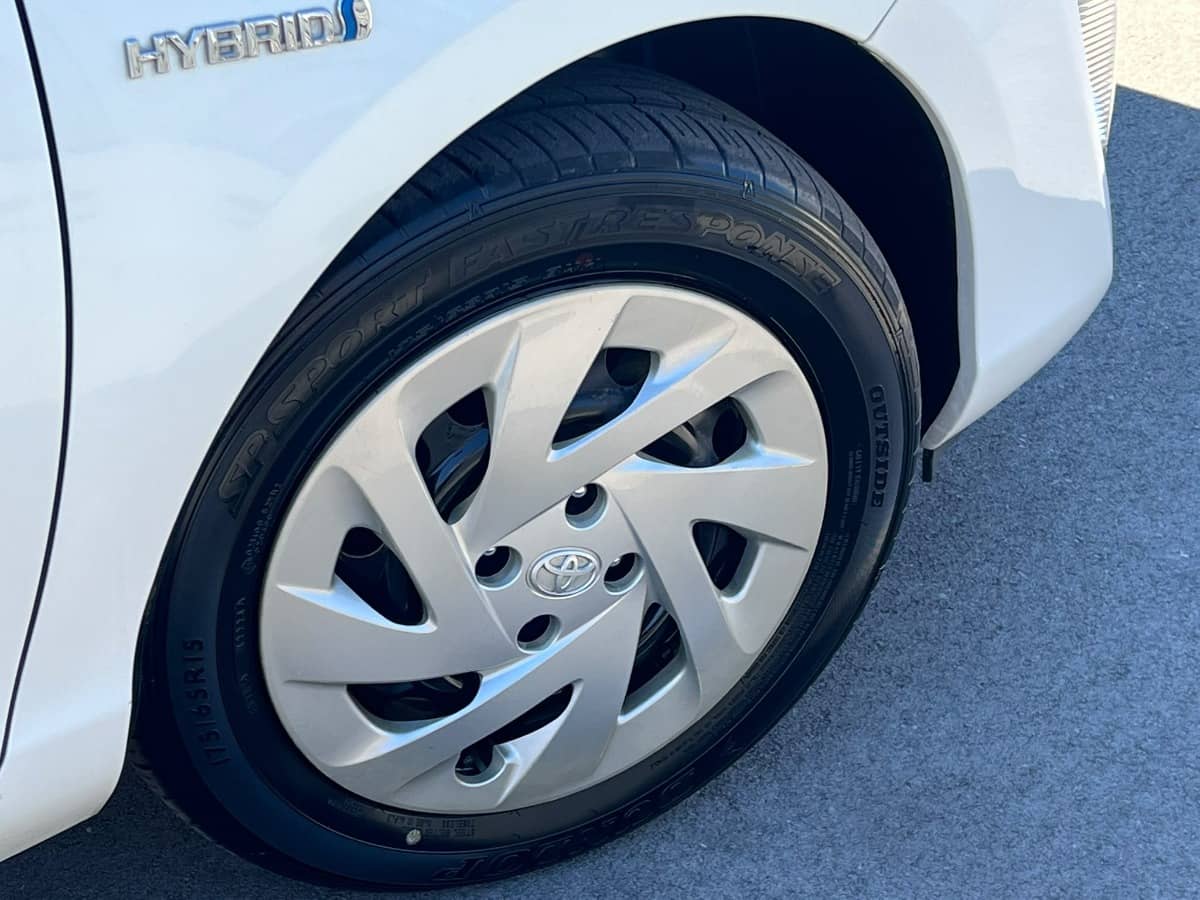 2016 Toyota Aqua photo 21