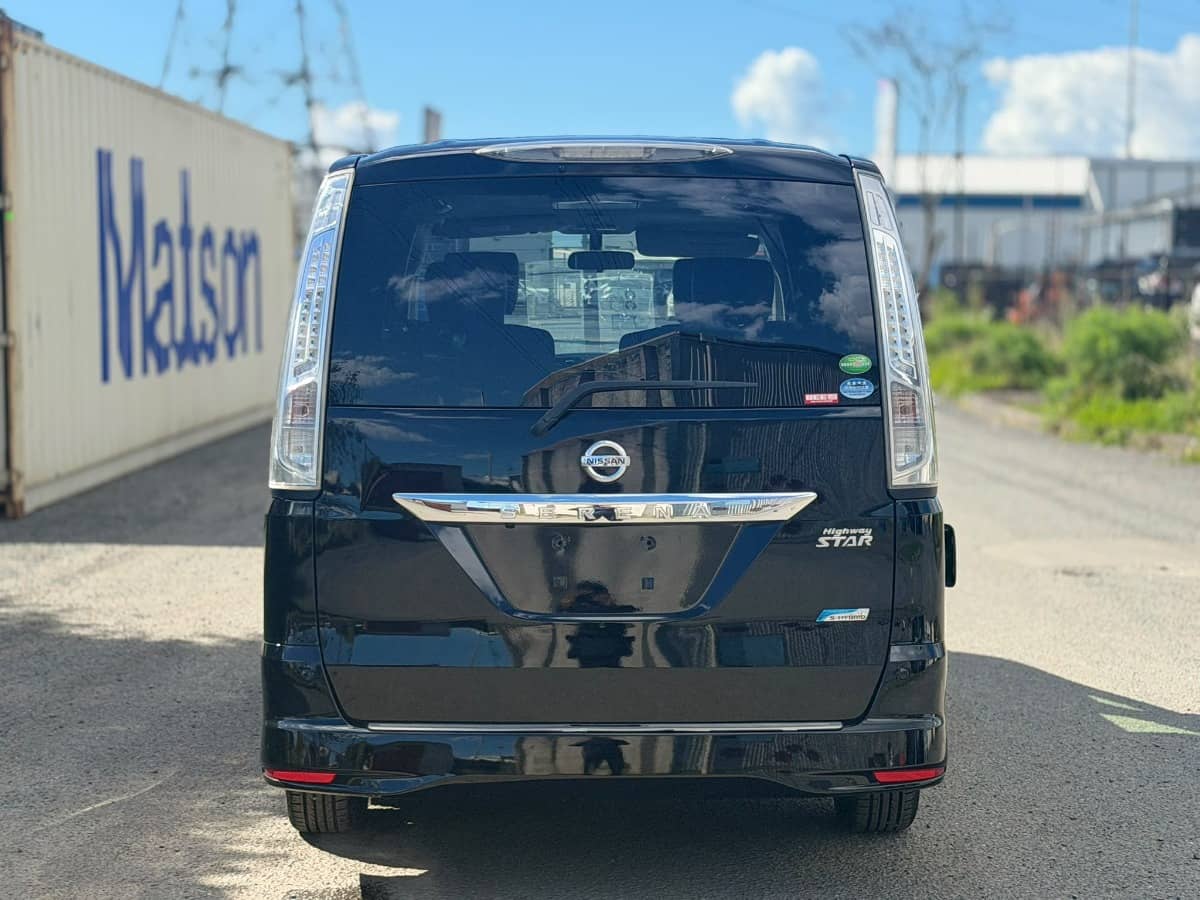 2013 Nissan Serena photo 7