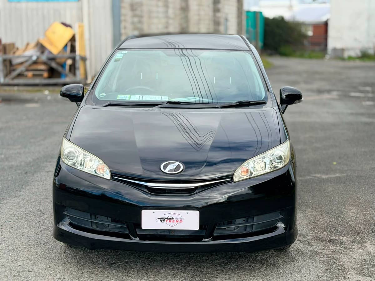 2012 Toyota Wish photo 5