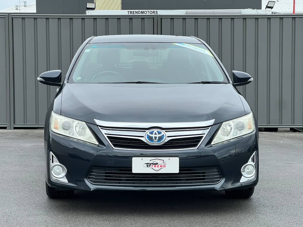 2012 Toyota Camry photo 2