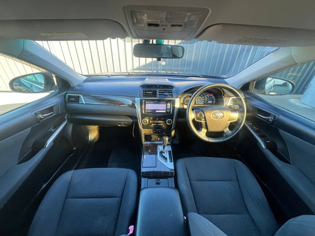 2012 Toyota Camry photo 8