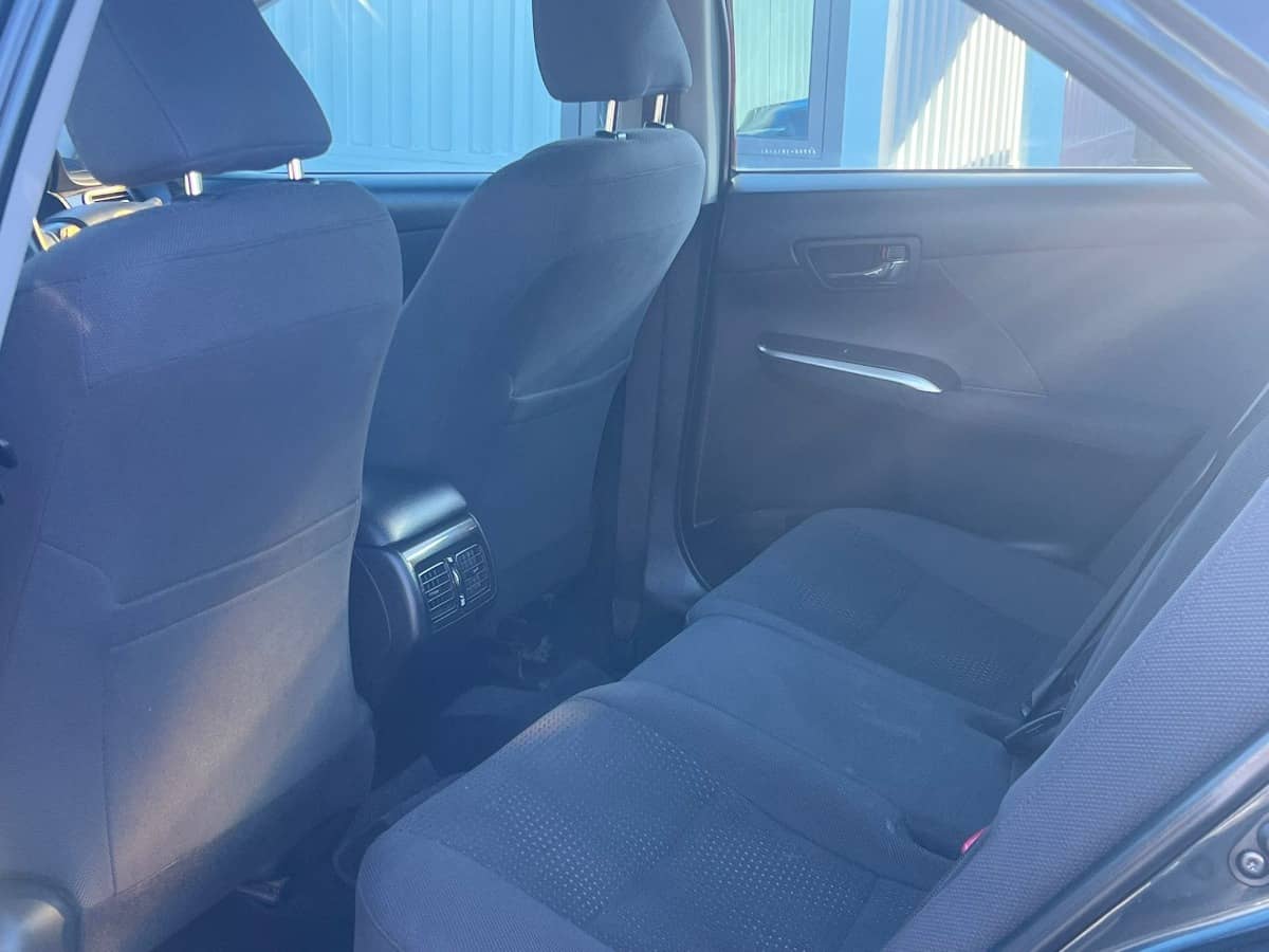 2012 Toyota Camry photo 12