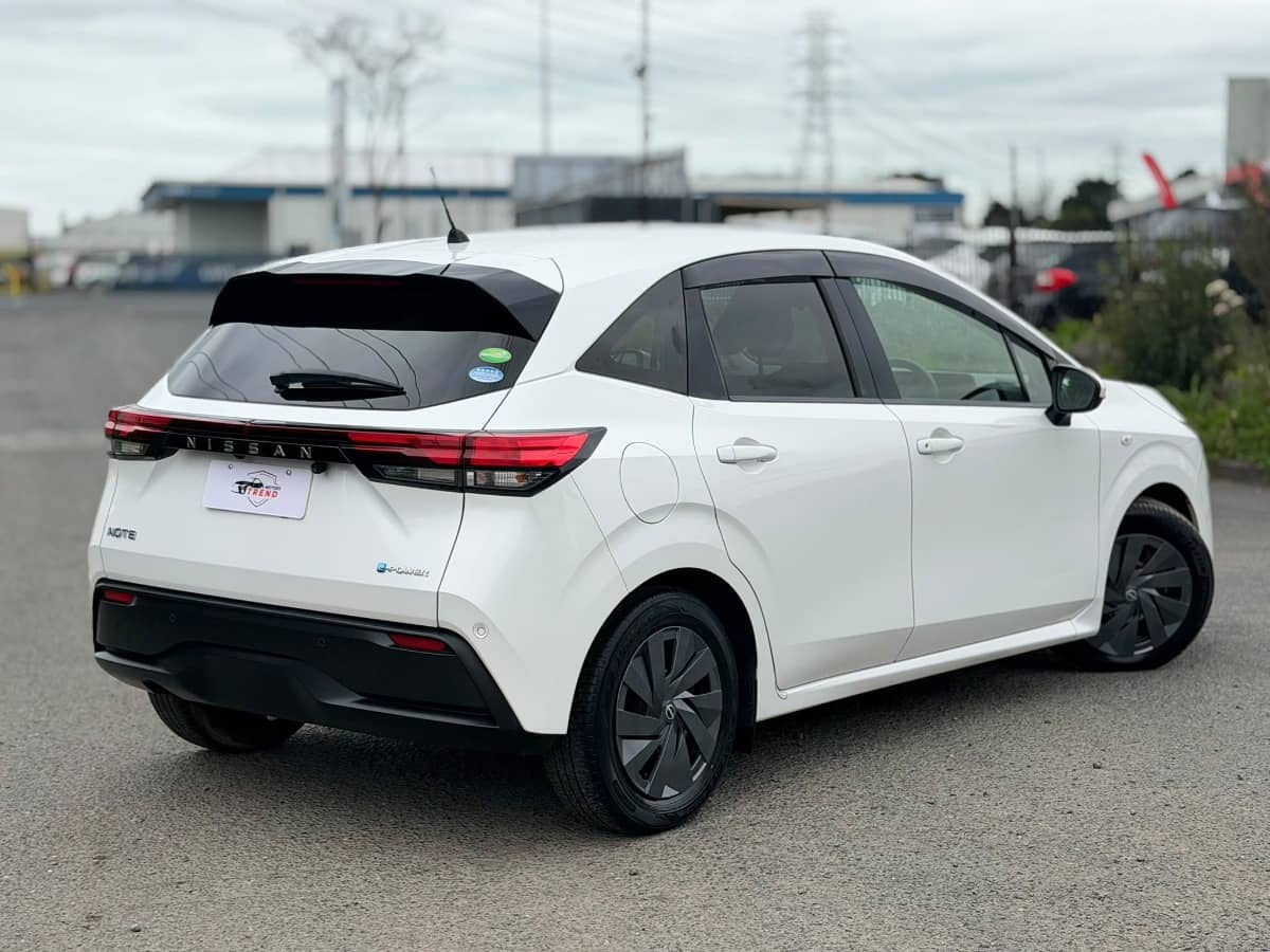 2021 Nissan Note photo 2