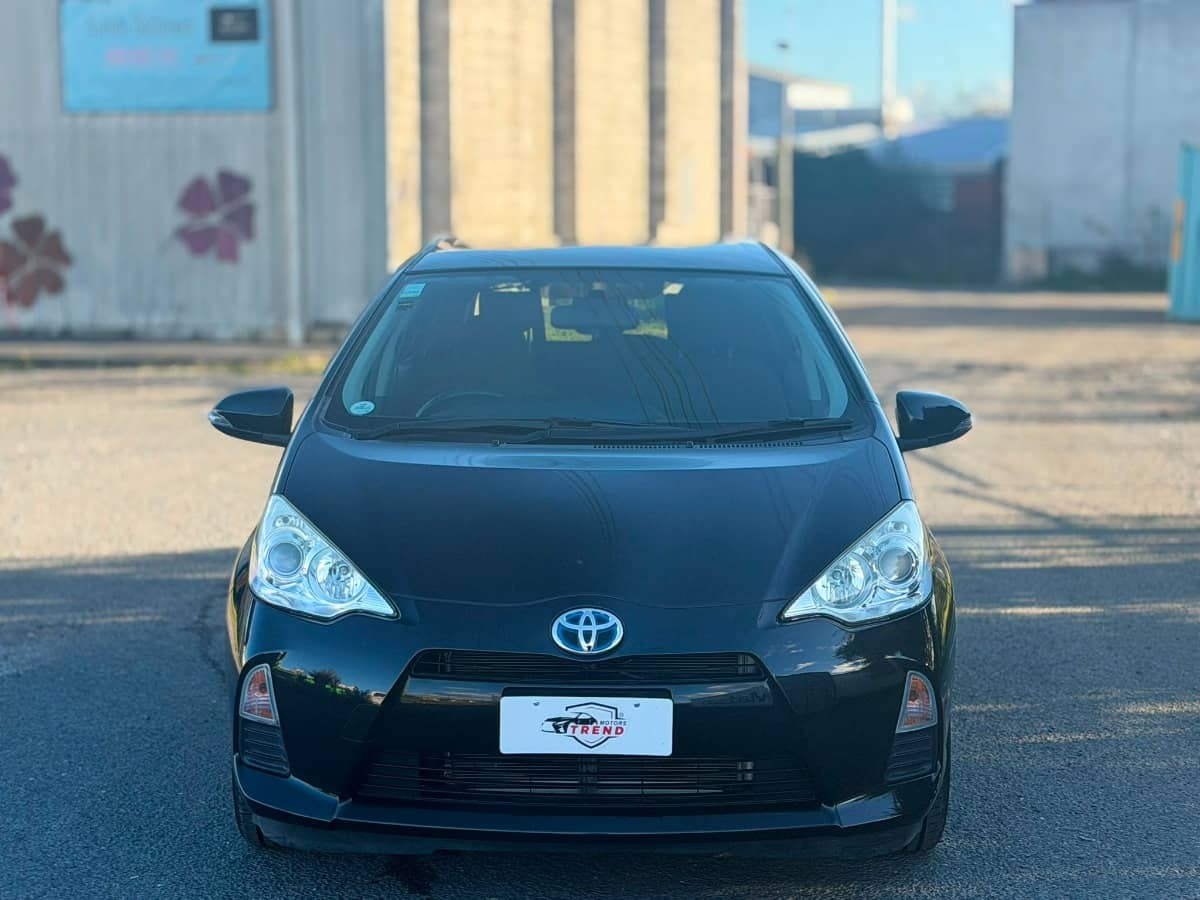 2014 Toyota Aqua photo 5