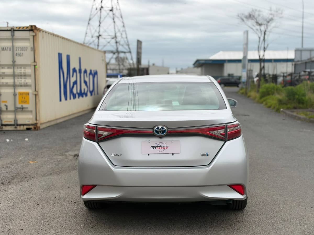 2014 Toyota Sai photo 4