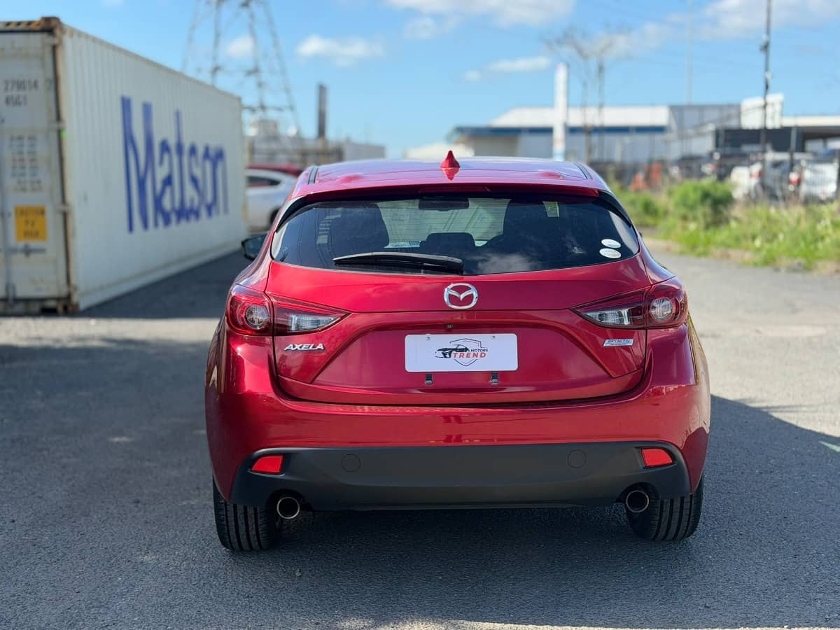 2014 Mazda Axela photo 8